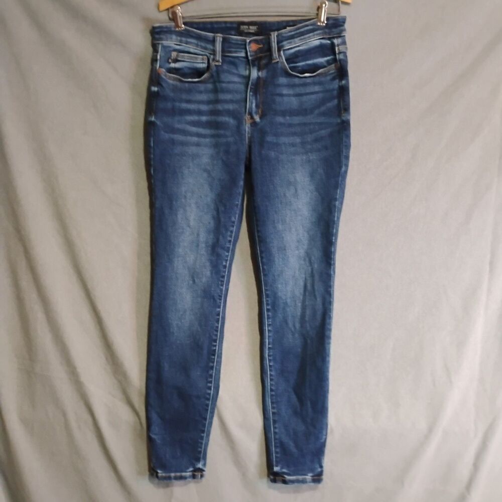 Judy Blue High Rise Skinny Fit Jeans Size 11/30 Dark Medium Wash JB82252MD